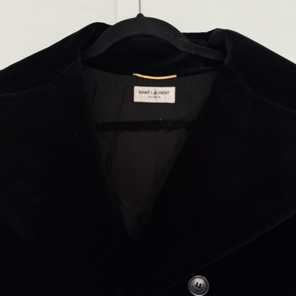 SAINT LAURENT Oversized Velvet Coat Crystal Logo - Picture 13 of 16